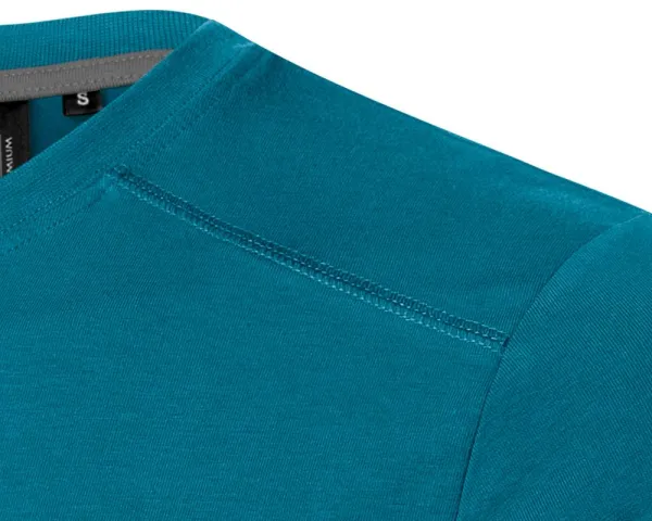 Herren T-Shirt verziert - Dekorative Steppnähte vorne oben