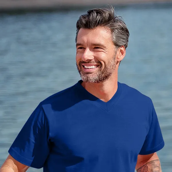 T-Shirt mit kurzen Ärmeln, mittleres Gewicht - V-Ausschnitt