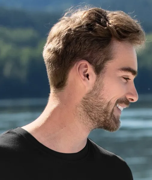 Modisches T-Shirt für Männer - Klassischer Rundhalsausschnitt