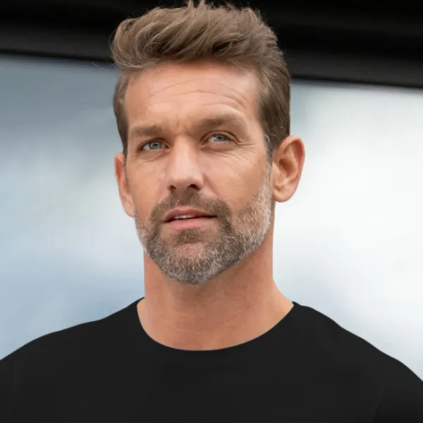 Exklusives Herren-T-Shirt - Klassischer Rundhalsausschnitt